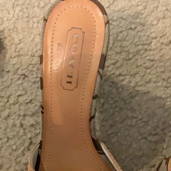 Coach Mule - Picture 4 of 5